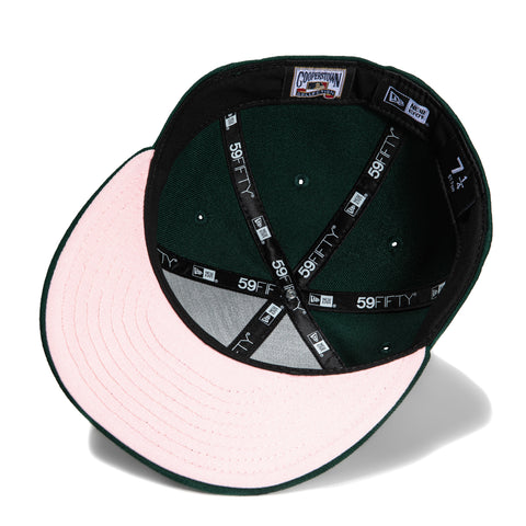New Era 59Fifty New York Yankees 2000 World Series Patch Pink UV Hat - Green, White