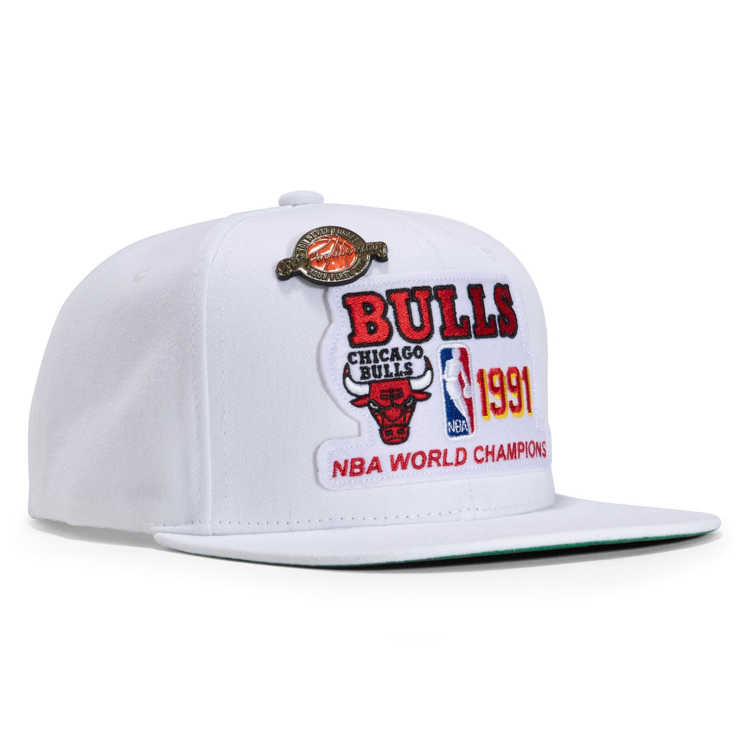 Chicago Bulls Mitchell & Ness Hardwood Classics Fade Snapback Hat - White
