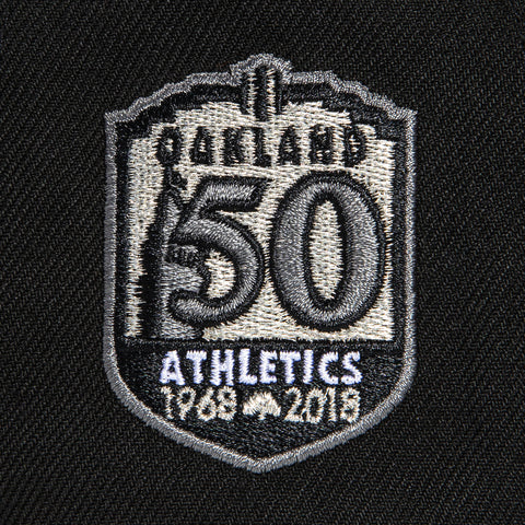 New Era 59Fifty Oakland Athletics 50th Anniversary Patch Alternate Hat - Black, Metallic Silver