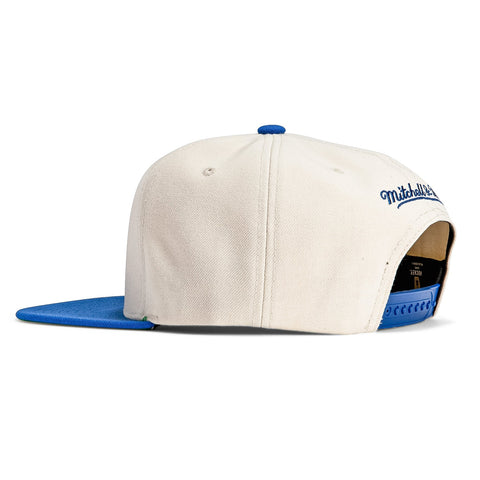 Mitchell & Ness New York Islanders Snapback Hat - Off-White, Light Navy