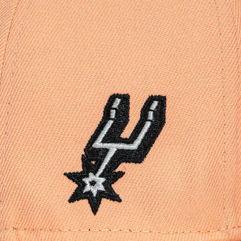 New Era 59Fifty 2023 City San Antonio Spurs Logo Patch Hat - Peach