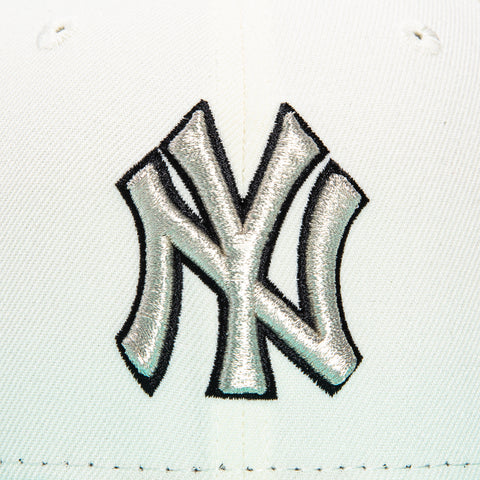New Era 59Fifty Blue Tint New York Yankees 2000 World Series Patch Hat - White, Mint