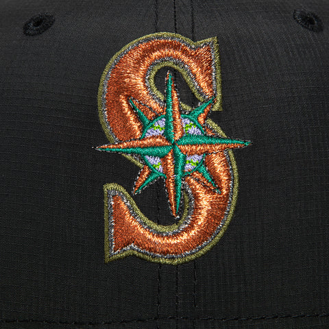 New Era 59Fifty Outdoors Seattle Mariners 30th Anniversary Patch Hat - Black, Camo