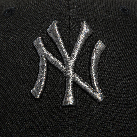 New Era 59Fifty Carbon New York Yankees 1999 World Series Patch Hat - Black