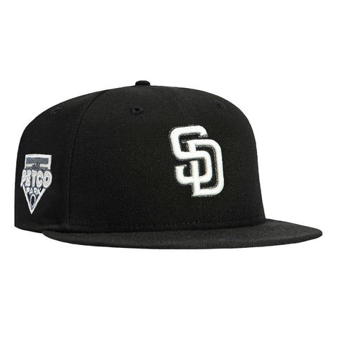 New Era 59Fifty Glow in the Dark San Diego Padres Petco Park Patch Hat - Black, White