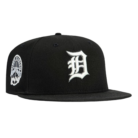 New Era 59Fifty Glow in the Dark Detroit Tigers Stadium Patch Hat - Black, White