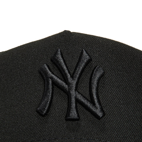 New Era 9Forty A-Frame New York Yankees Snapback Hat - Black, Black