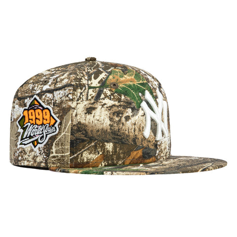 New Era 59Fifty New York Yankees 1999 World Series Patch Pink UV Hat - Realtree New Era