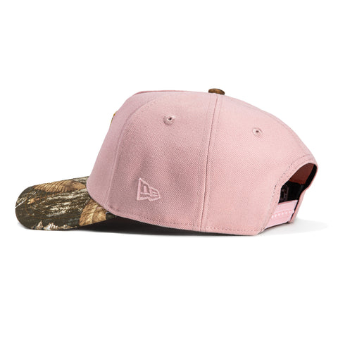 New Era 9Forty A-Frame Arizona Diamondbacks 2001 World Series Patch Upside Down Snapback Hat - Pink, Realtree
