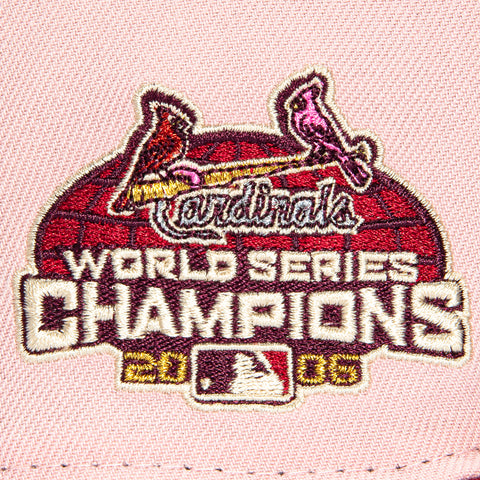 New Era 59Fifty Valentine's Day St Louis Cardinals 2006 World Series Champions Patch Logo Hat - Pink, Cardinal