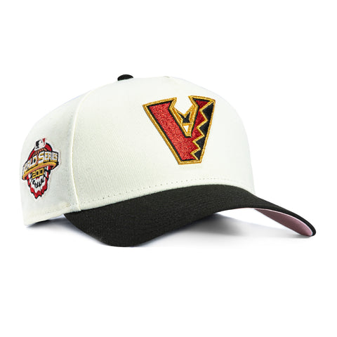 New Era 9Forty A-Frame Valentine's Day Arizona Diamondbacks 2001 World Series Patch Upside Down Snapback Hat - White, Black New Era