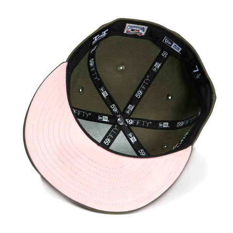 New Era 59Fifty New York Yankees 1999 World Series Patch Pink UV Hat - Olive, Pink New Era