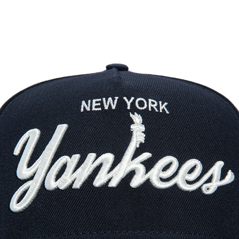 AF950 LOCAL PLAY YANKEES NVY SN New Era