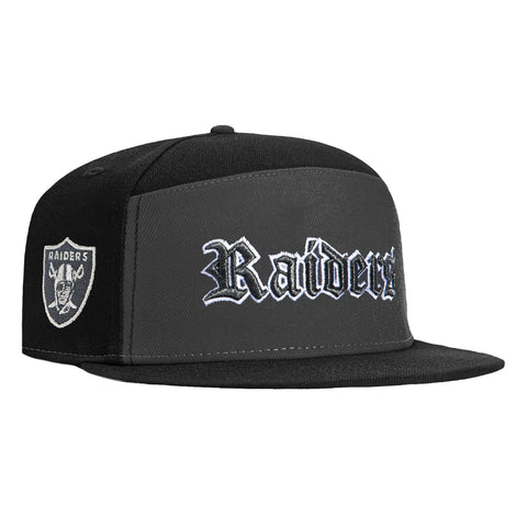 New Era 59Fifty Split Panel Las Vegas Raiders Logo Patch Old English Hat - Graphite, Black New Era
