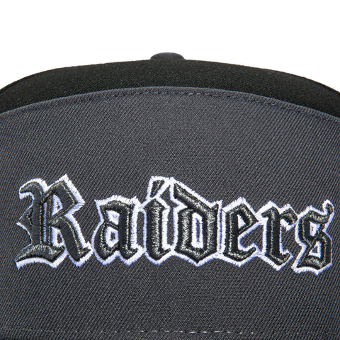 New Era 59Fifty Split Panel Las Vegas Raiders Logo Patch Old English Hat - Graphite, Black New Era