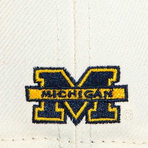 New Era 59Fifty Michigan Wolverines Rose Patch Rose Bowl Game Hat - White, Navy New Era