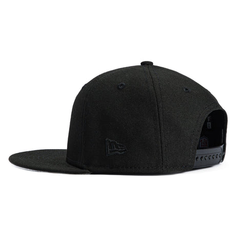YTH 950 AZ CARDS BLK/BLK/RED SN New Era