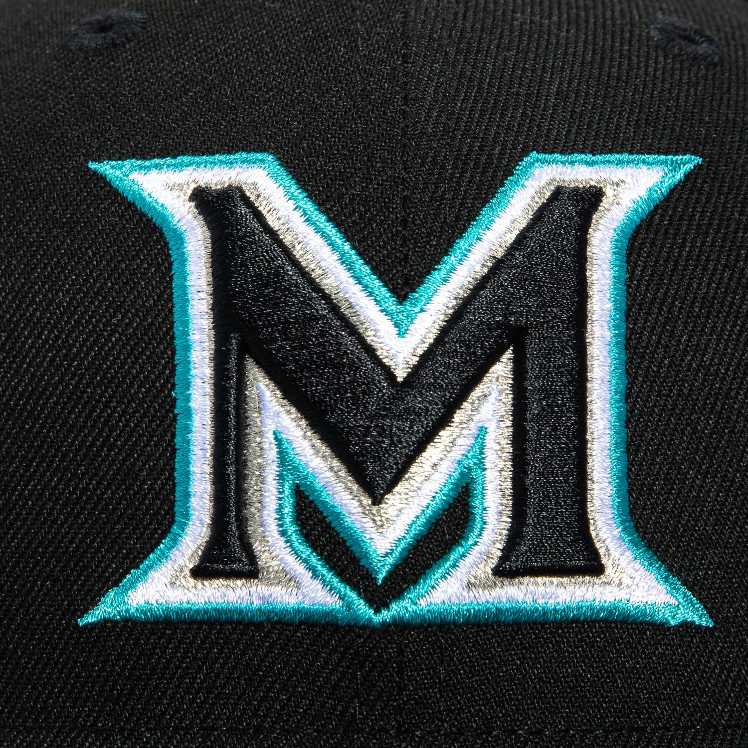 New Era 59Fifty Miami Marlins 2025 City Connect M Hat - Black