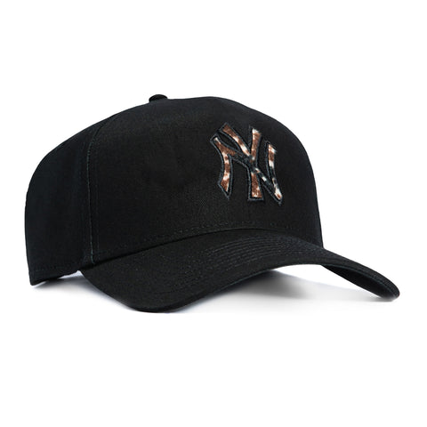 New Era 9Forty Animal Print Faux Fur Fill New York Yankees Strapback Hat - Black, Ivory New Era