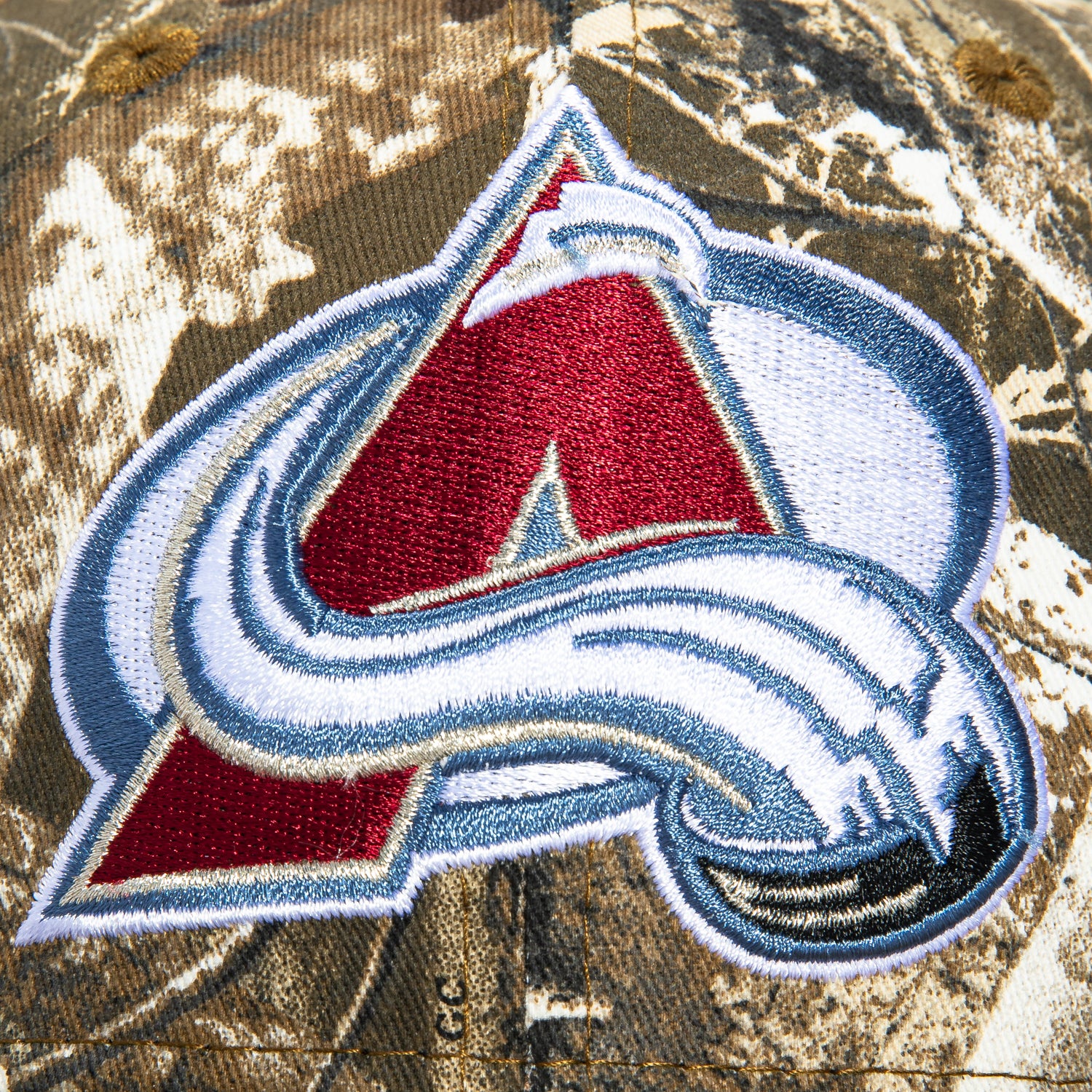 New Era 59Fifty Colorado Avalanche Hat - Realtree – Hat Club