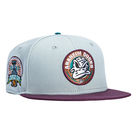 New Era 59Fifty Anaheim Ducks 2003 Stanley Cup Patch Alternate Pink UV Hat - Grey, Maroon New Era