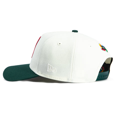 New Era 9Forty A-Frame Mexico World Baseball Classic Mexico Flag Patch Snapback Hat - White, Green New Era