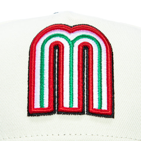 New Era 9Forty A-Frame Mexico World Baseball Classic Mexico Flag Patch Snapback Hat - White, Green New Era