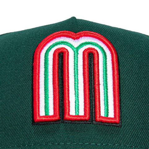 New Era 9Forty A-Frame Mexico World Baseball Classic Mexico Flag Patch Snapback Hat - Green, Cardinal New Era