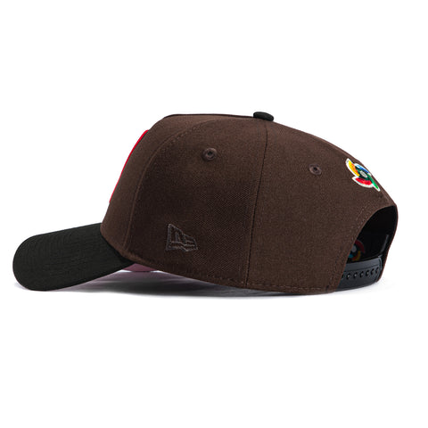 New Era 9Forty A-Frame Mexico World Baseball Classic Mexico Flag Patch Pink UV Snapback Hat - Brown, Black New Era