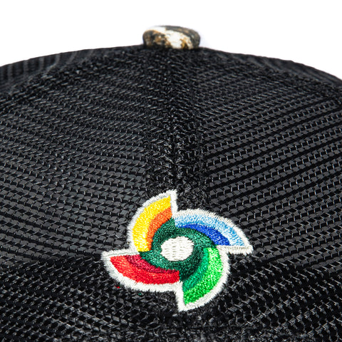New Era 9Forty A-Frame Mexico World Baseball Classic Mexico Flag Patch Trucker Snapback Hat - Realtree, Black New Era