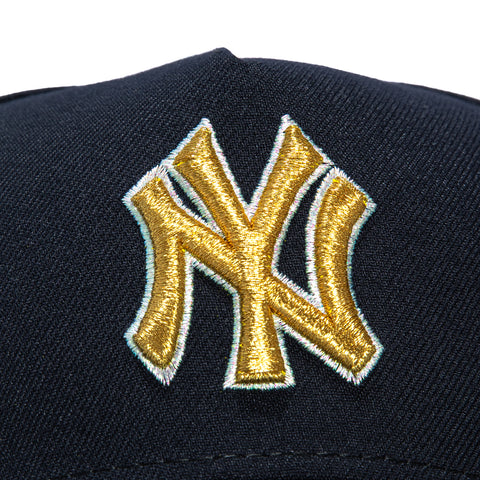 New Era 9Forty A-Frame New York Yankees Aaron Judge 62 Homerun Record Patch Snapback Mint UV Hat - Navy, Metallic Gold New Era