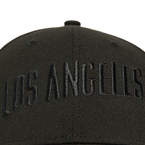 New Era 39Thirty Los Angeles Dodgers Script Stretch Fitted Hat - Black, Black New Era