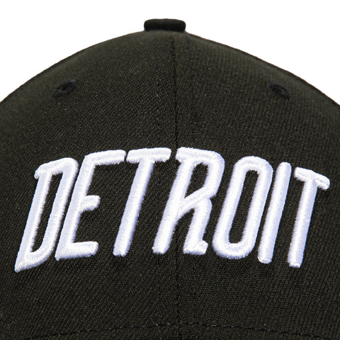 New Era 39Thirty Detroit Tigers Script Stretch Fitted Hat - Black, White New Era