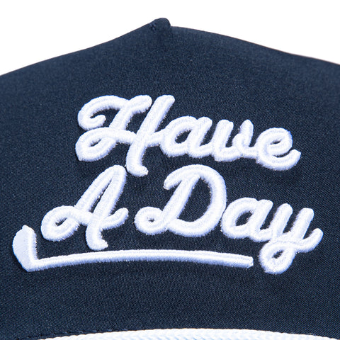 <div>BRZY HAVE A DAY NVY SN</div> Breezy Golf