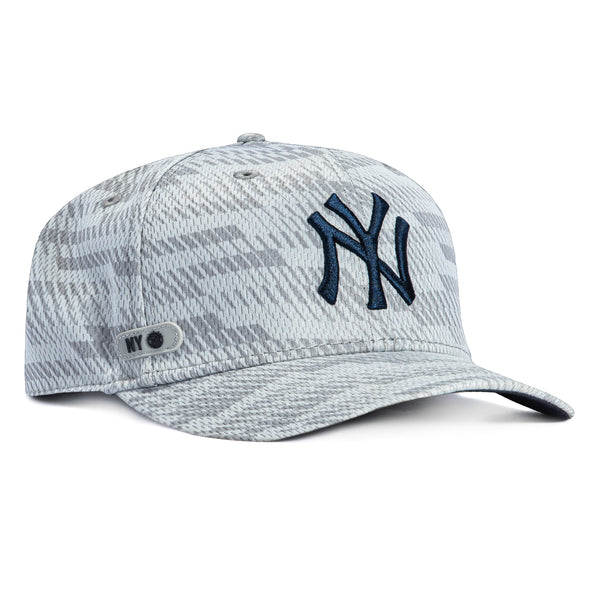 New Era 9Seventy 2025 Clubhouse New York Yankees Stretch-Snapback