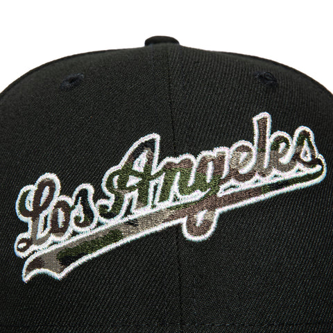 New Era 59Fifty Los Angeles Dodgers 1981 World Series Patch Script Hat - Black, Black Camo New Era