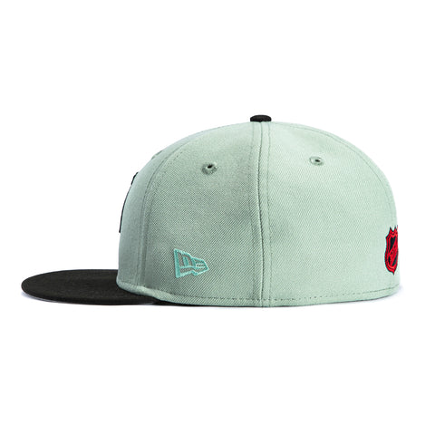 New Era 59Fifty Chicago Blackhawks 2015 Winter Classic Patch Hat - Everest Green, Black New Era