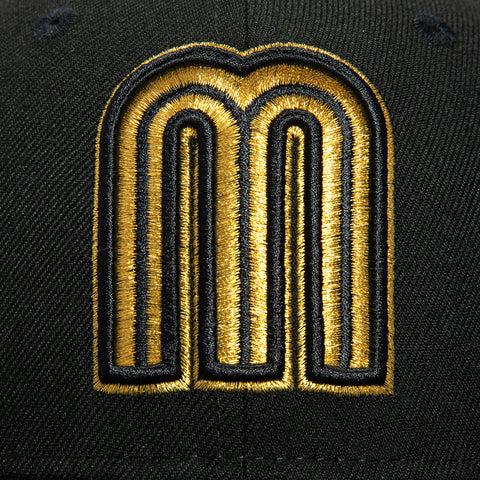 New Era 59Fifty Mexico World Baseball Classic Mexico Flag Patch Hat - Black, Metallic Gold New Era