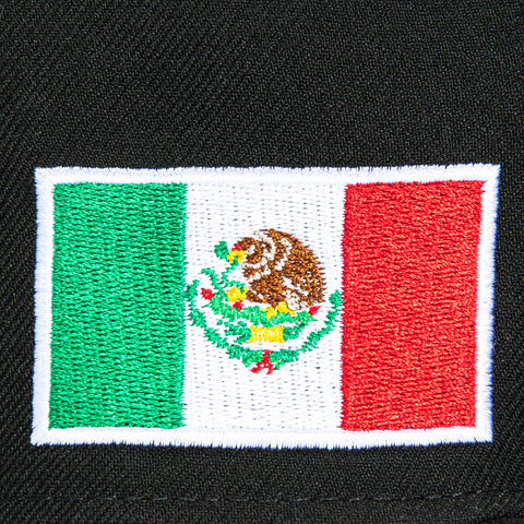 New Era 59Fifty Mexico World Baseball Classic Mexico Flag Patch Hat - Black, Metallic Gold New Era