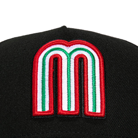 New Era 9Forty A-Frame Mexico World Baseball Classic Mexico Flag Patch Trucker Snapback Hat - Black New Era