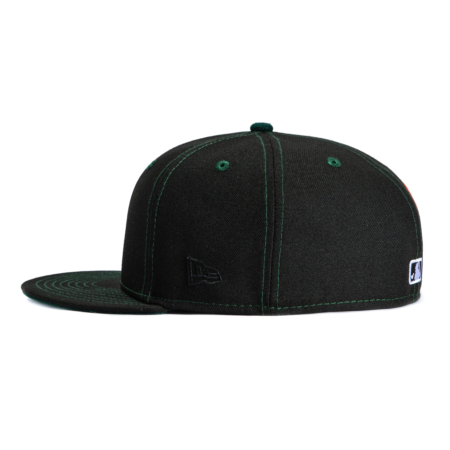 New Era 59Fifty 8-Ball Los Angeles Dodgers Contrast Stitch Hat