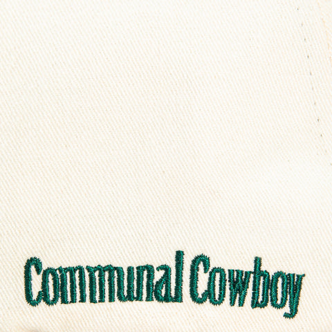 <div>COMMUNAL DANG WHT/GRN SN</div> Communal Cowboy