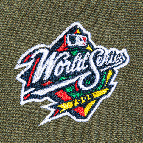 New Era 9Forty A-Frame New York Yankees 1999 World Series Patch Snapback Hat - Olive, White