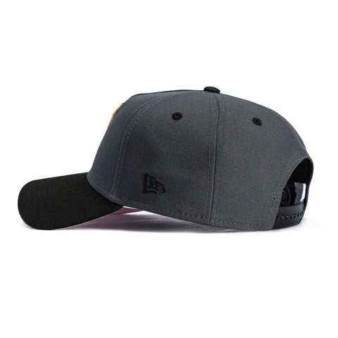 New Era 9Forty A-Frame 8-Ball New Jersey Devils Snapback Pink UV Hat - Graphite, Black