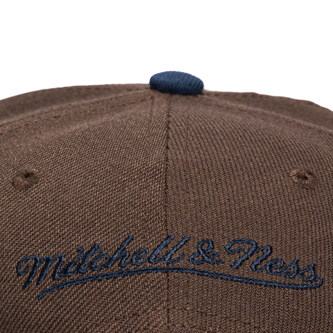 MN KNICKS PRO PINCH BRN/NVY SN Mitchell and Ness