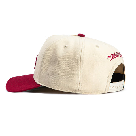 MN SUNS PRO PINCH STN/CRD SN Mitchell and Ness