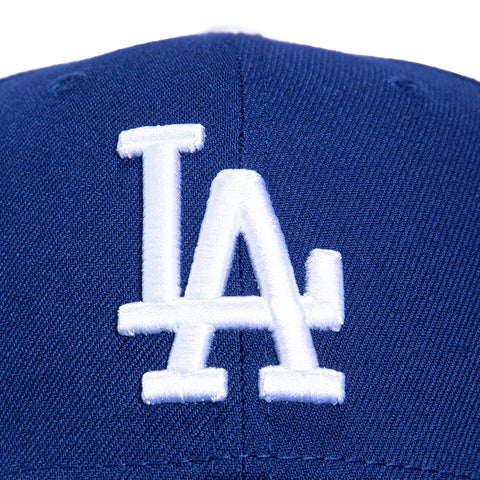 New Era 9Seventy Los Angeles Dodgers Back-To-Back World Series Champions Circle Patch Snapback Hat - Royal New Era