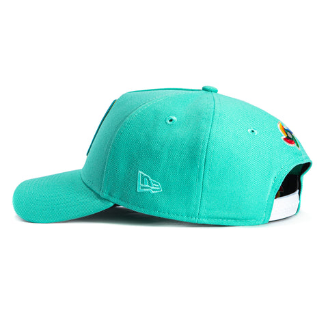 New Era 9Forty A-Frame Mexico World Baseball Classic Mexico Flag Patch Snapback Hat - Mint, Metallic Gold New Era