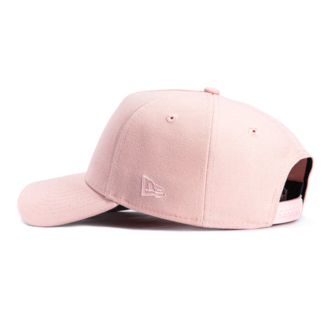 New Era 9Forty A-Frame New York Yankees 1996 World Series Patch Snapback Hat - Pink, White New Era