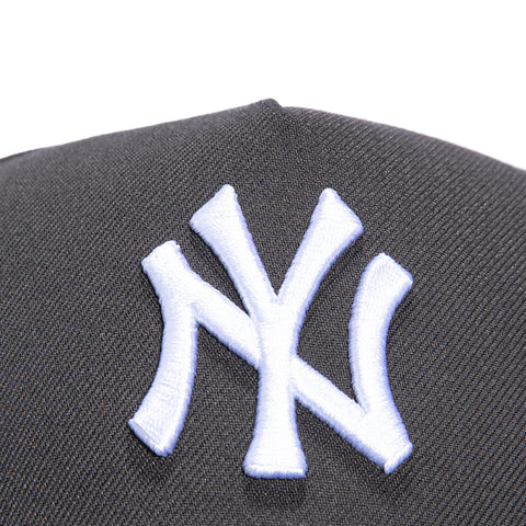 New Era 9Forty A-Frame New York Yankees 1996 World Series Patch Snapback Hat - Graphite, Black New Era
